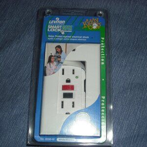 Leviton Smart Lock GFCI #8598 – White